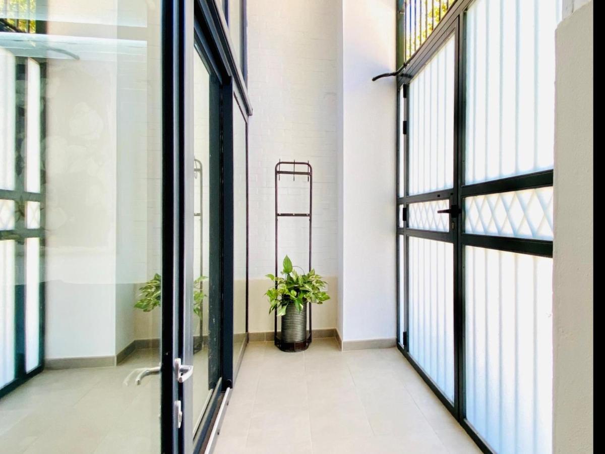 Tr1 Parking Incluido Loft Paseo Del Guadalquivir Daire Sevilla Dış mekan fotoğraf